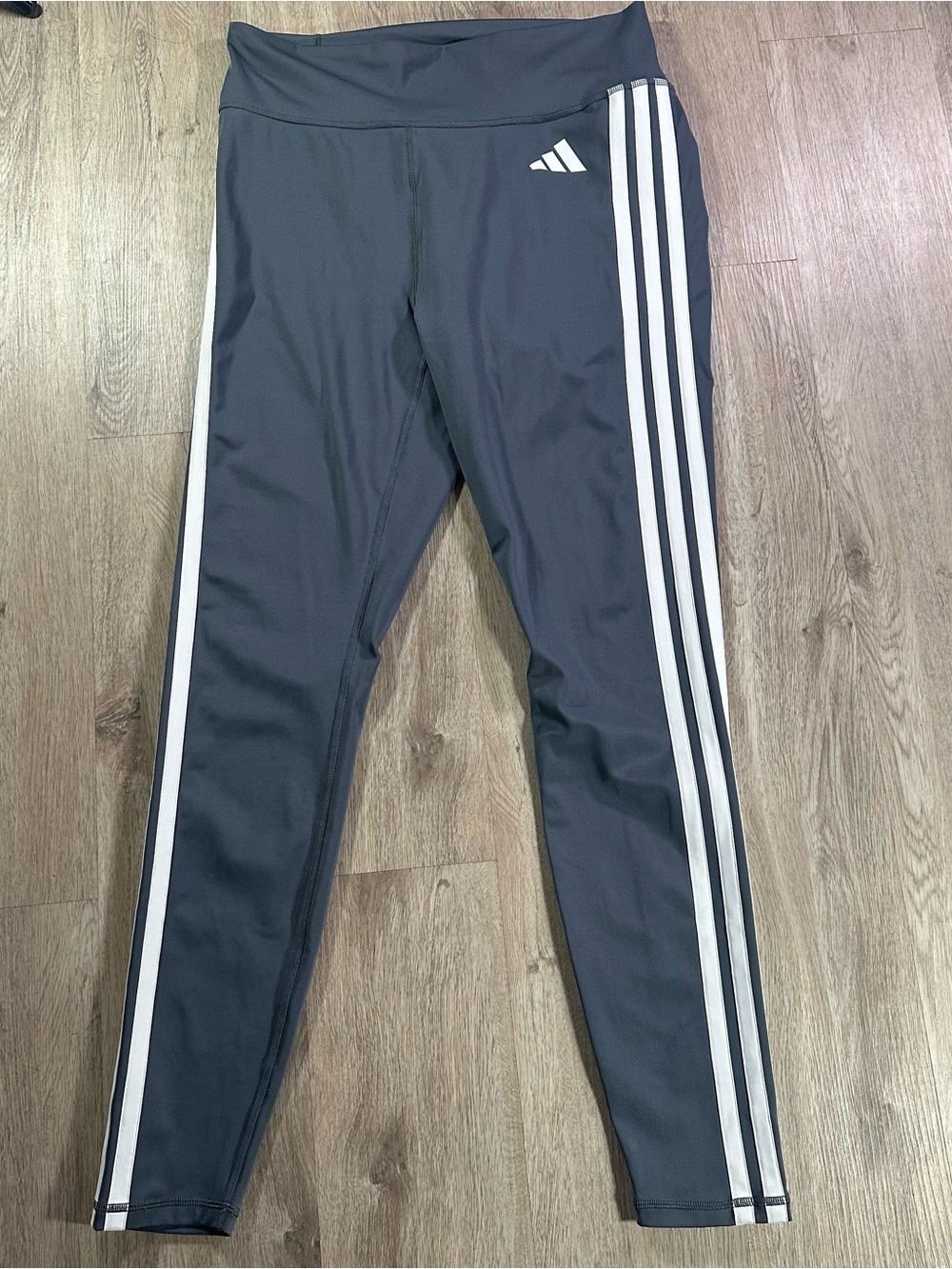 NWT adidas Gray Leggings Women’s XL White Side Stripes Activewear